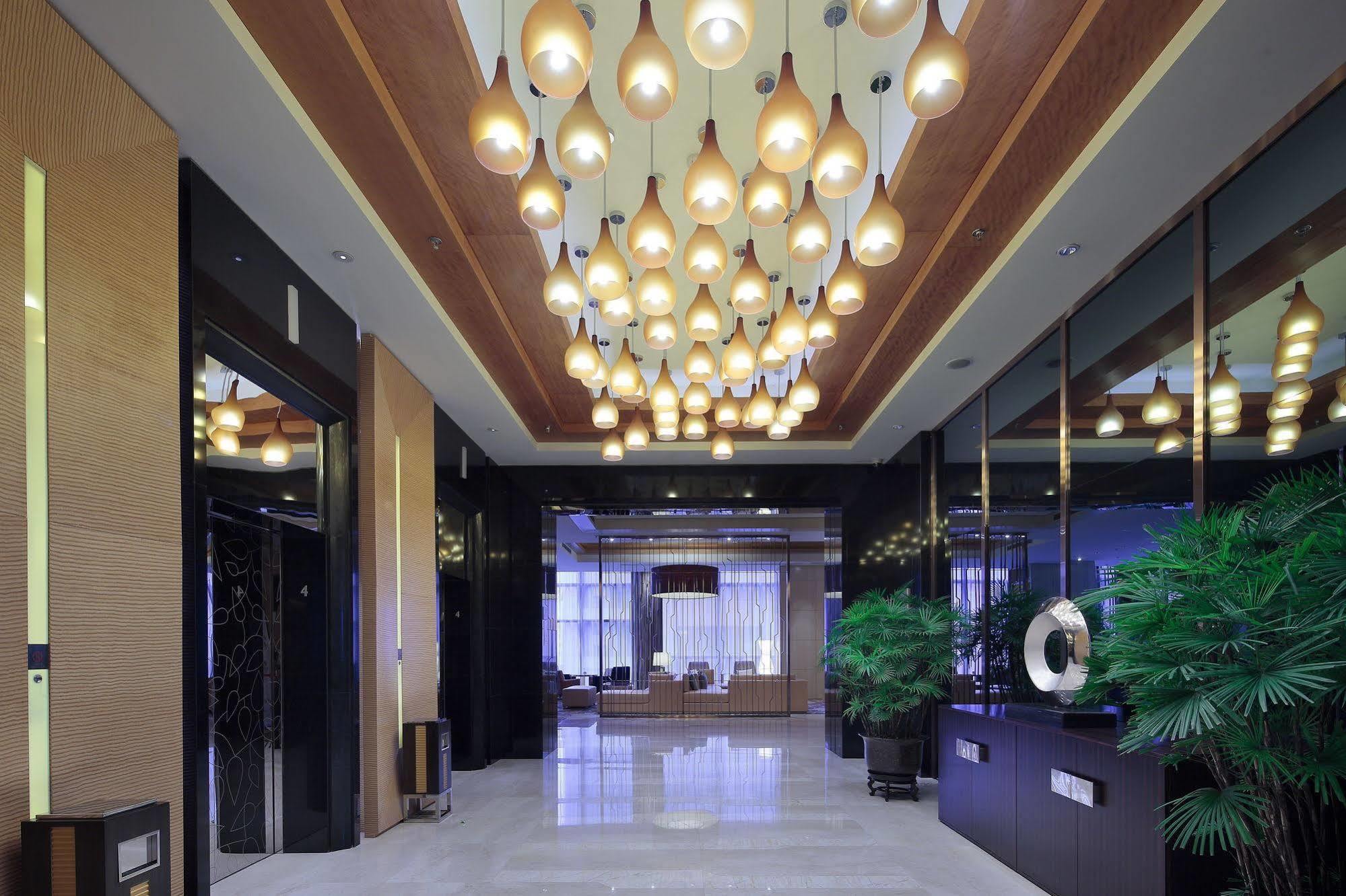 Courtyard By Marriott Suzhou Hotel